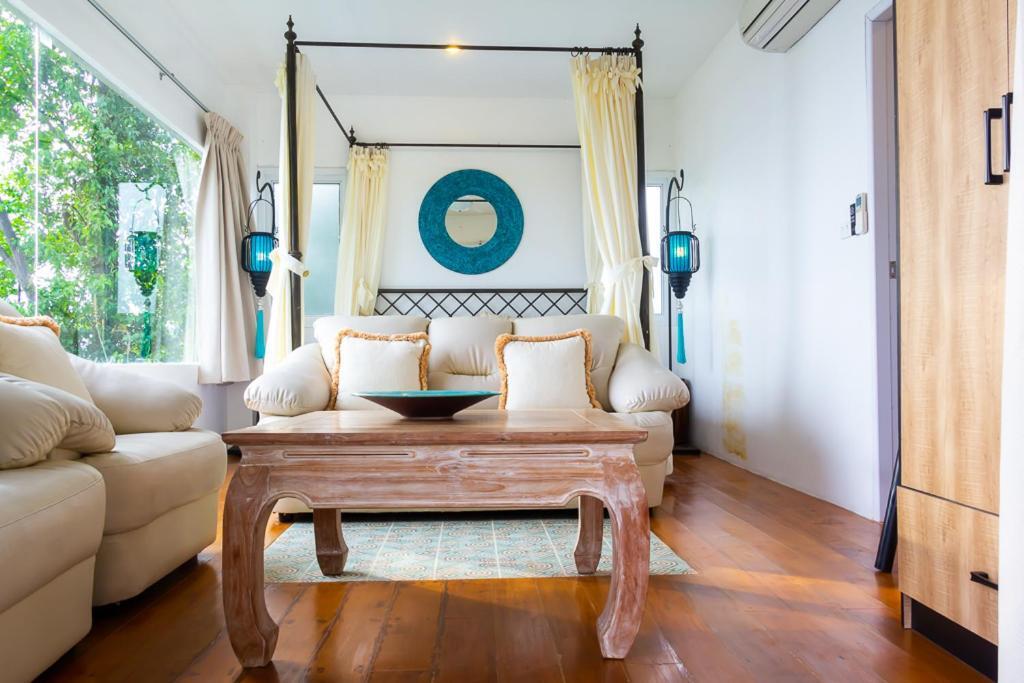 Grand Bleu Ocean View Pool Suite Kamala-stranden Eksteriør bilde